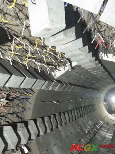 回轉(zhuǎn)窯保溫澆注料施工 回轉(zhuǎn)窯保溫澆注料施工