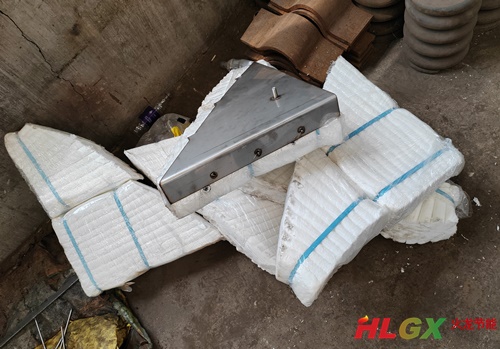 日照鋼鐵鐵水包蓋保溫細(xì)節(jié)處理 日照鋼鐵鐵水包蓋保溫細(xì)節(jié)處理